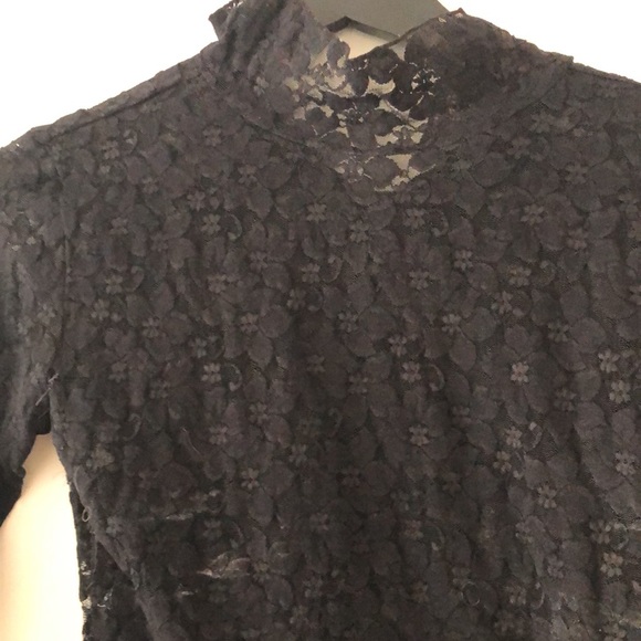 Vintage Lace Shirt - Picture 8 of 8